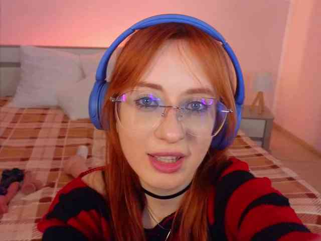 WICKEDEMBER webcam