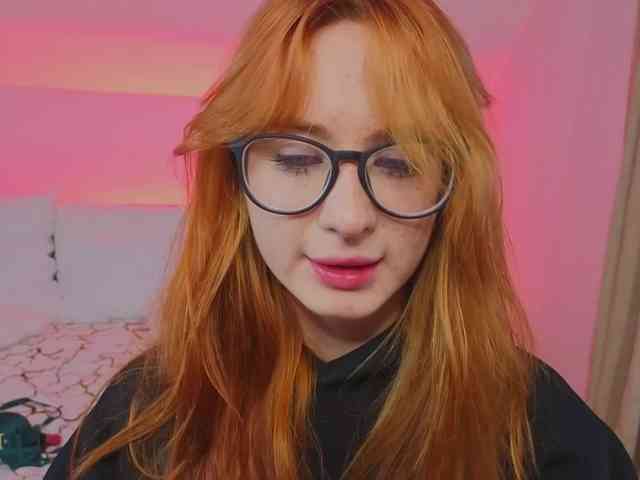 WICKEDEMBER Live Webcam on BongaCams