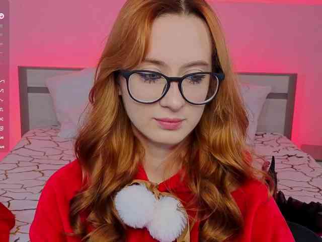 WICKEDEMBER Live Webcam on BongaCams