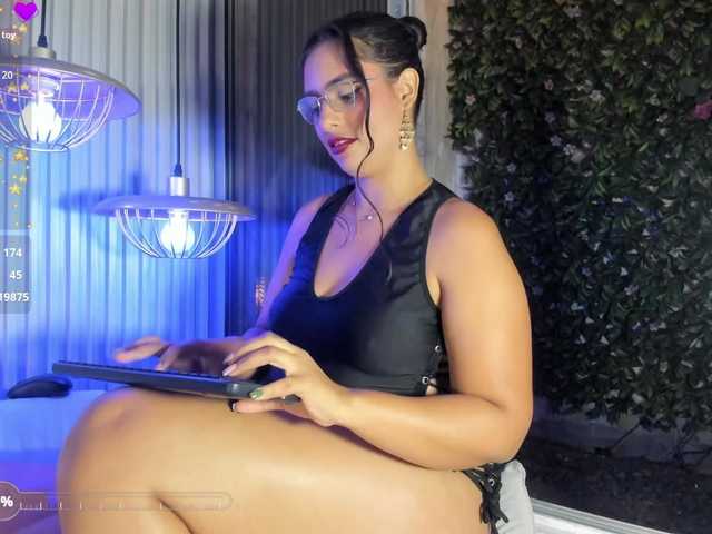 BellaaGrace live cam on BongaCams