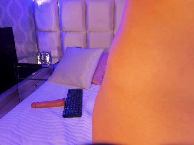 BellaaGrace's BongaCams show and profile