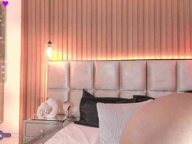 BellaaGrace webcam