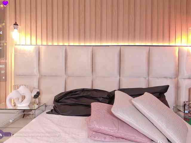 bellaagrace's live room