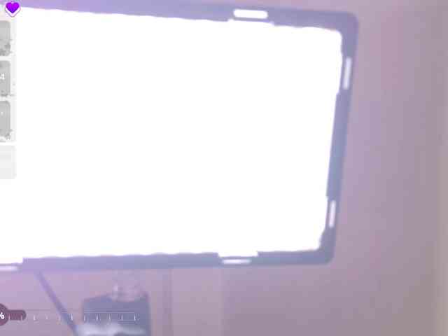 BellaaGrace webcam