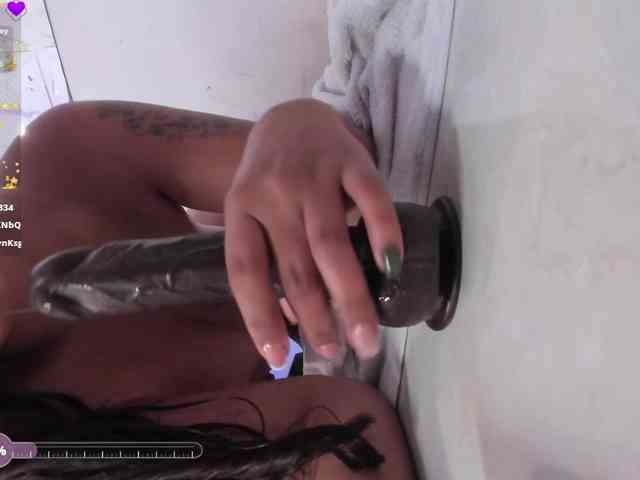BellaaGrace webcam