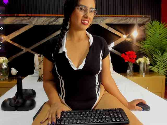 BellaaGrace webcam