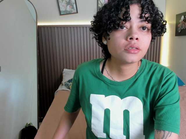 Sasha-Venom live cam on BongaCams