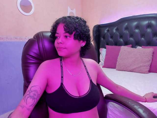 Sasha-Venom live cam on BongaCams