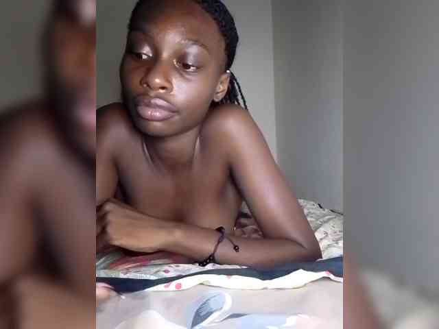 ThePeachFlexer webcam
