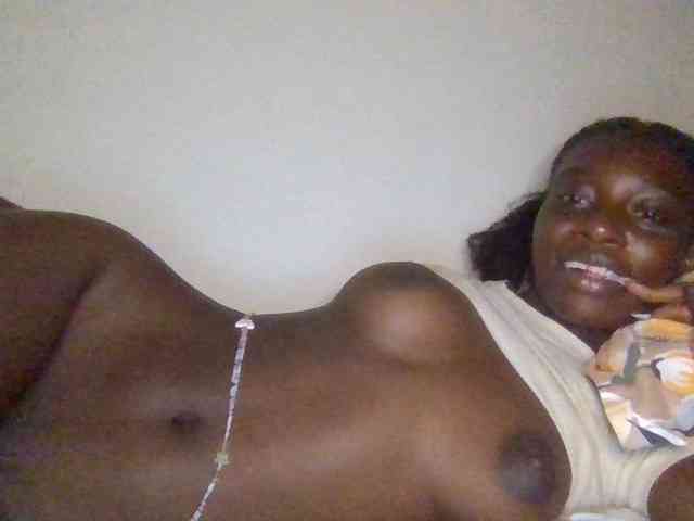 ThePeachFlexer webcam
