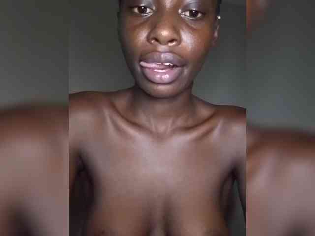 ThePeachFlexer webcam