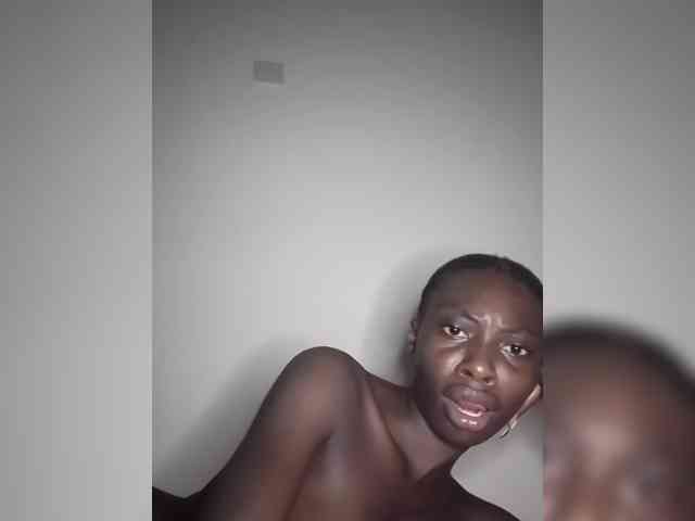 Model: ThePeachFlexer