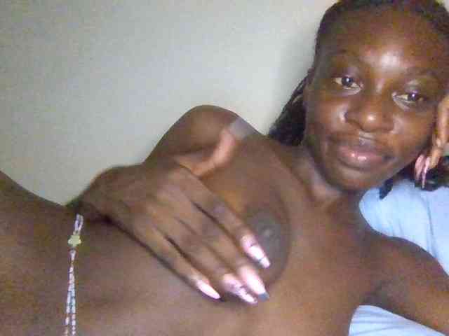 ThePeachFlexer webcam