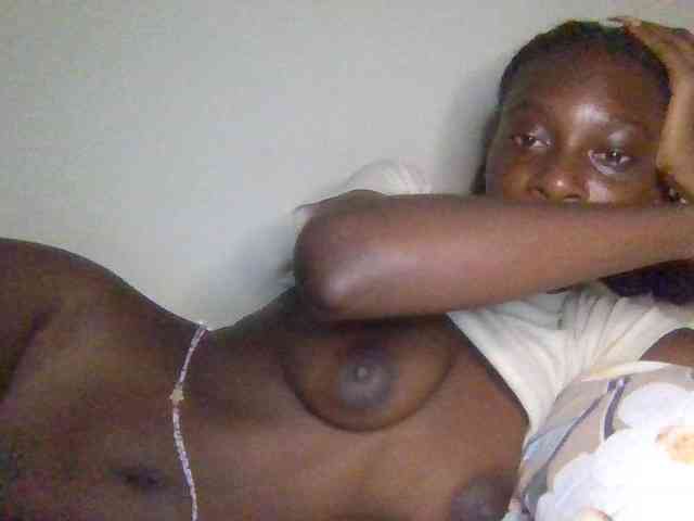 ThePeachFlexer webcam