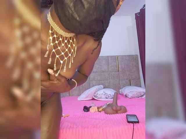 ThePeachFlexer webcam