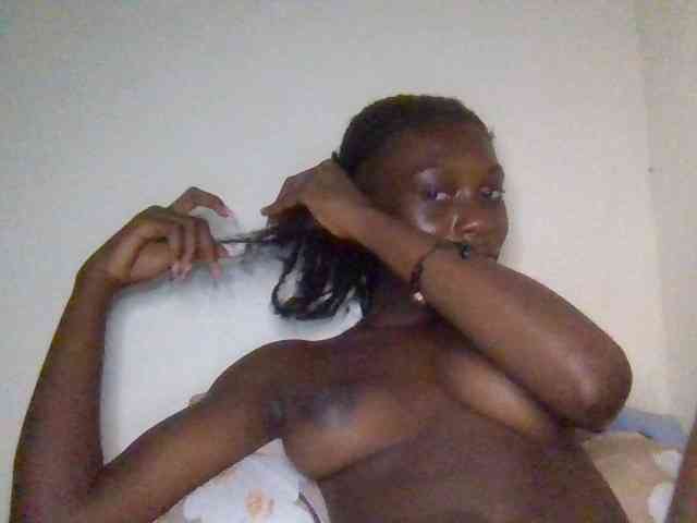 ThePeachFlexer webcam