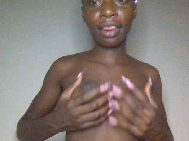 Model: ThePeachFlexer