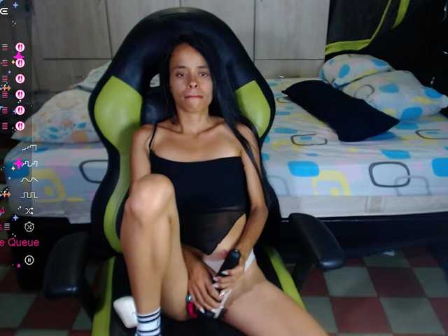 Mia-sexy