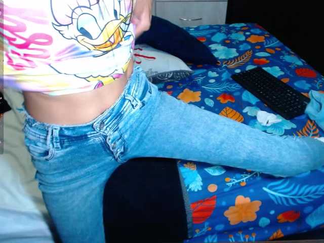 tani-sexy's BongaCams show and profile