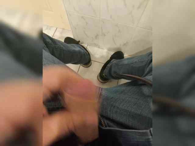 Alexmg Sex Cam Show