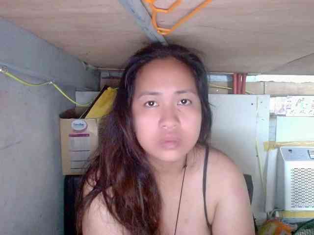 LadyAsianForyou webcam