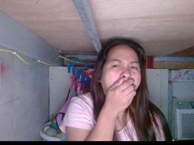 LadyAsianForyou webcam