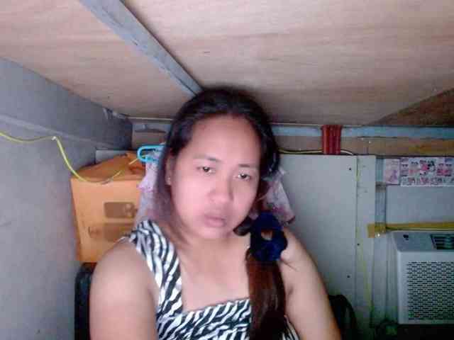 LadyAsianForyou webcam