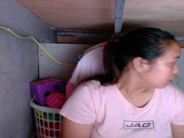 LadyAsianForyou webcam