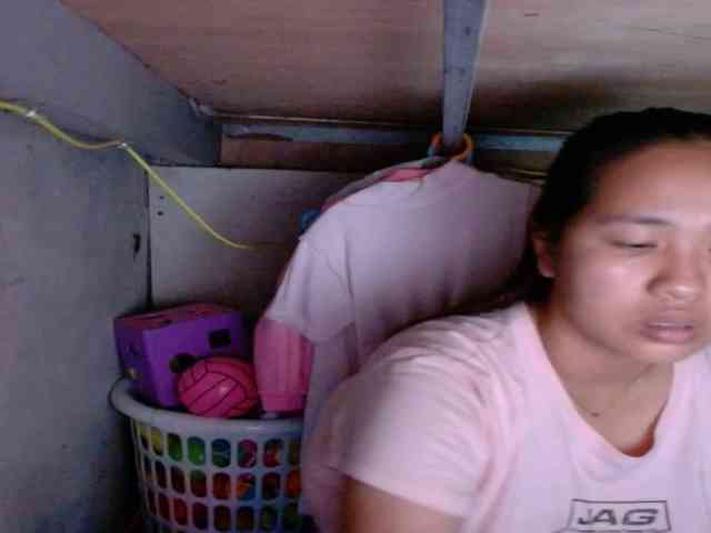 LadyAsianForyou webcam