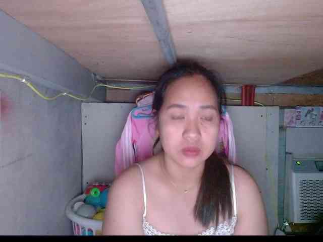 LadyAsianForyou webcam