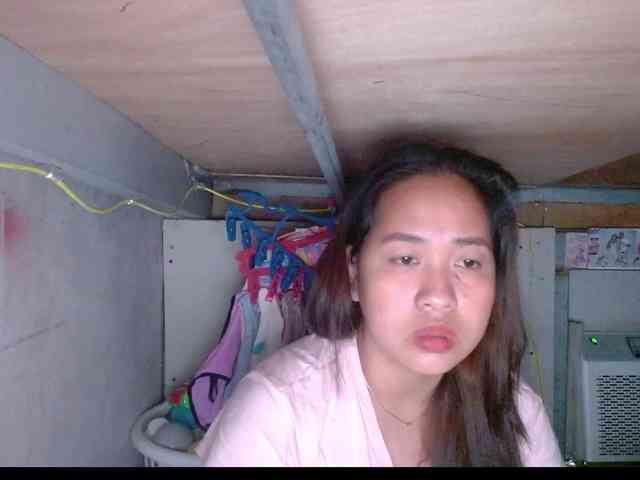 LadyAsianForyou webcam