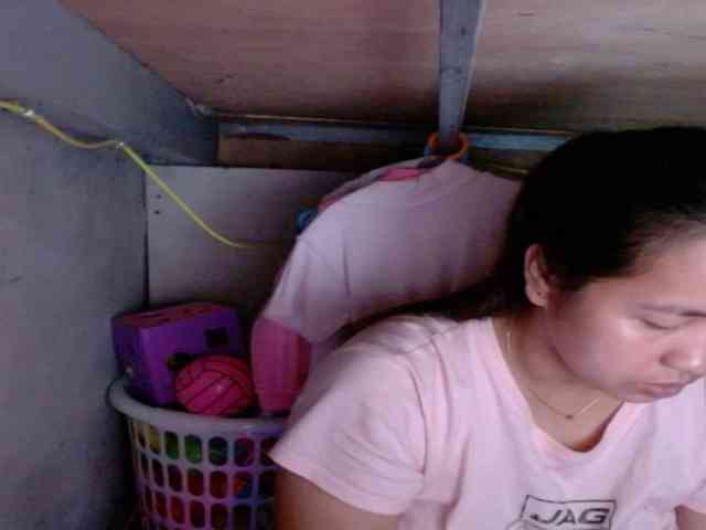 LadyAsianForyou webcam