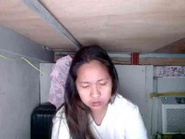LadyAsianForyou webcam