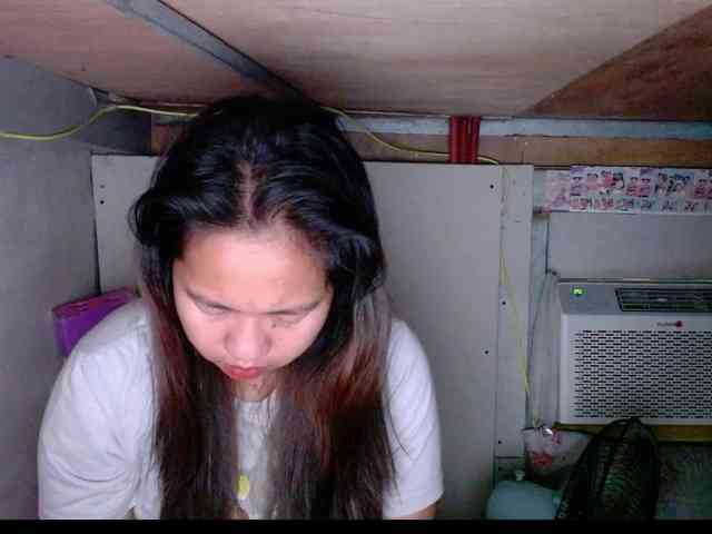 LadyAsianForyou webcam