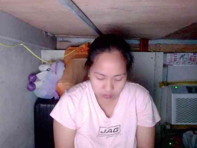 LadyAsianForyou webcam