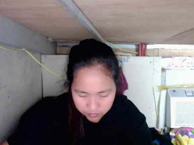 LadyAsianForyou webcam