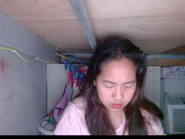 LadyAsianForyou webcam