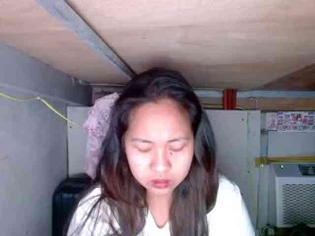 LadyAsianForyou webcam