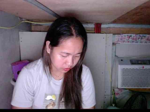 LadyAsianForyou webcam