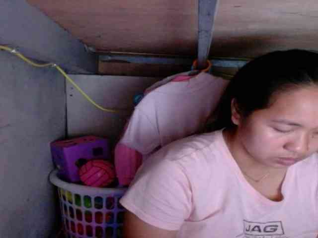 LadyAsianForyou webcam