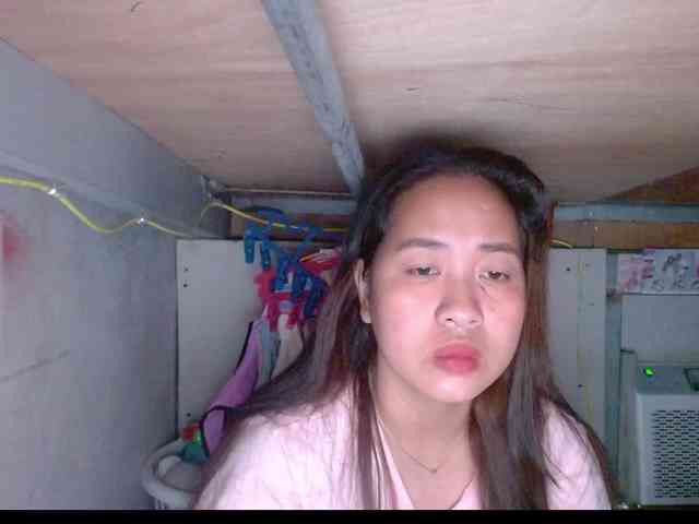 LadyAsianForyou webcam