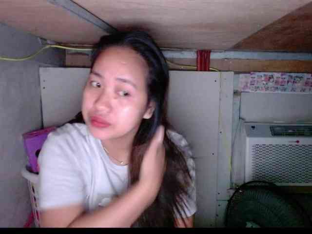 LadyAsianForyou webcam