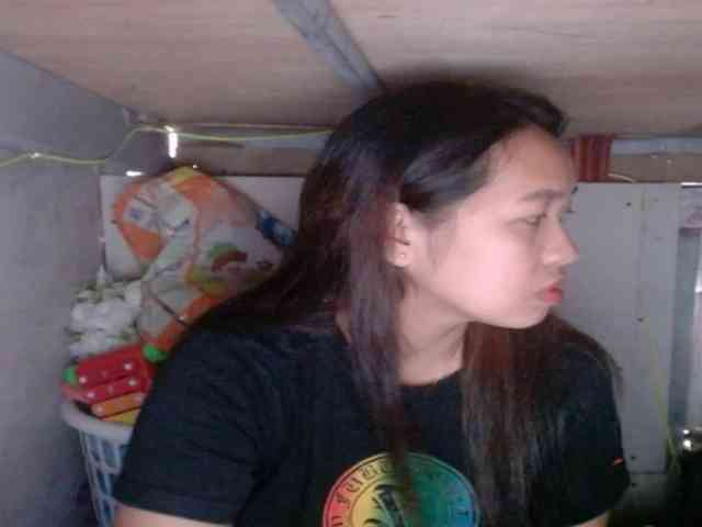 LadyAsianForyou webcam