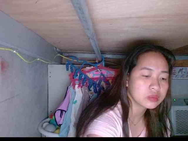 LadyAsianForyou webcam