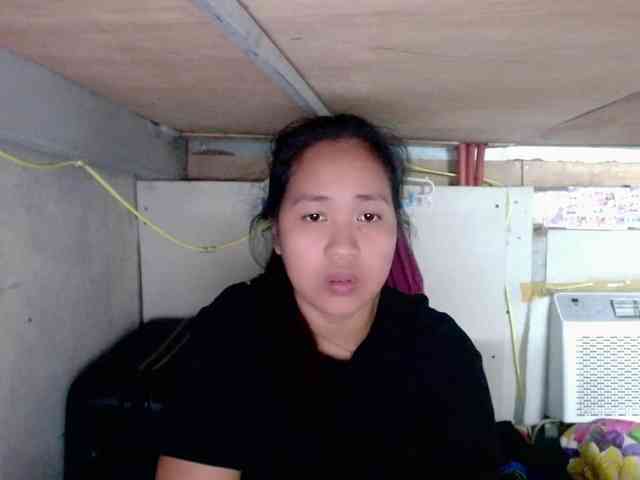 LadyAsianForyou webcam