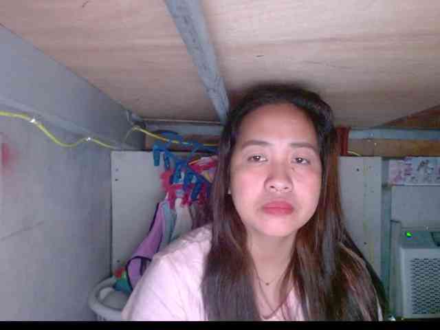LadyAsianForyou webcam