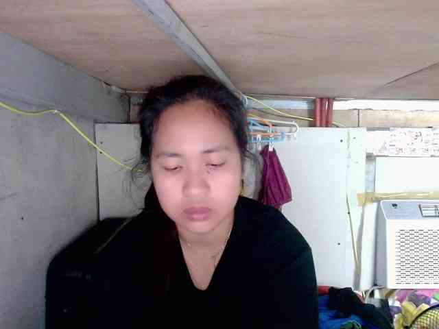 LadyAsianForyou webcam