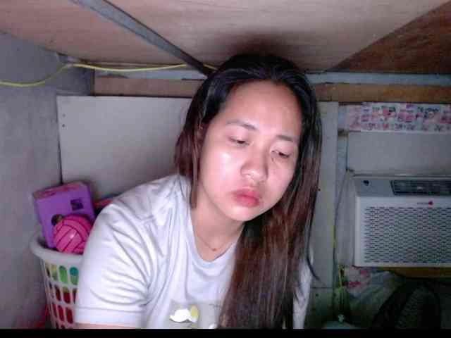 LadyAsianForyou webcam