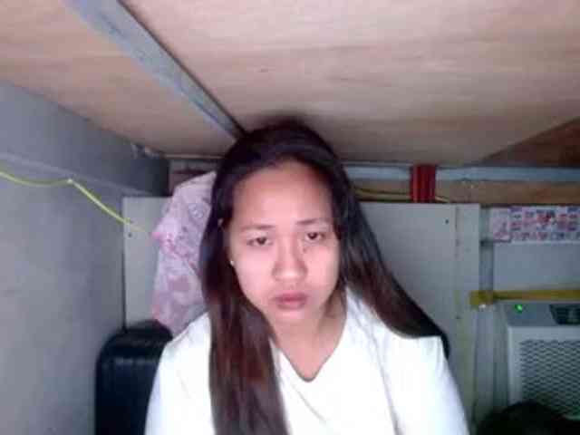 LadyAsianForyou webcam