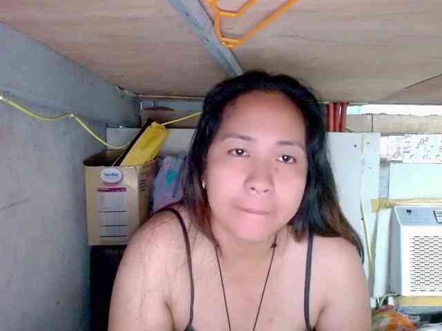 LadyAsianForyou webcam